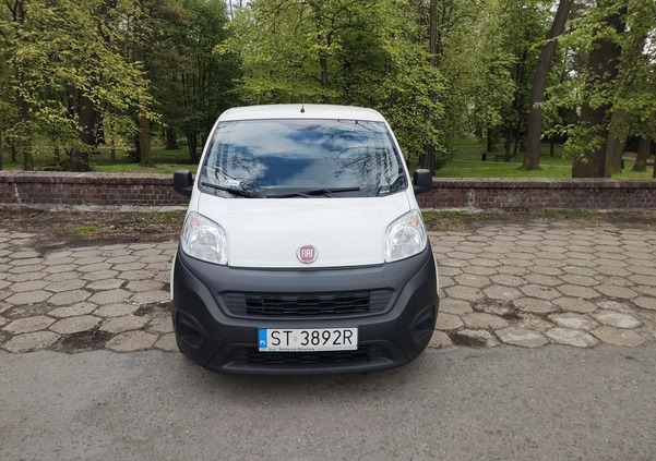 Fiat Fiorino cena 36900 przebieg: 66000, rok produkcji 2019 z Zawiercie małe 46